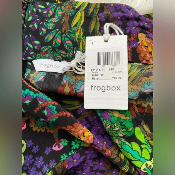 🛑🛑🛑COLOURFUL SKIRT 🌸 - Picture 9 of 9